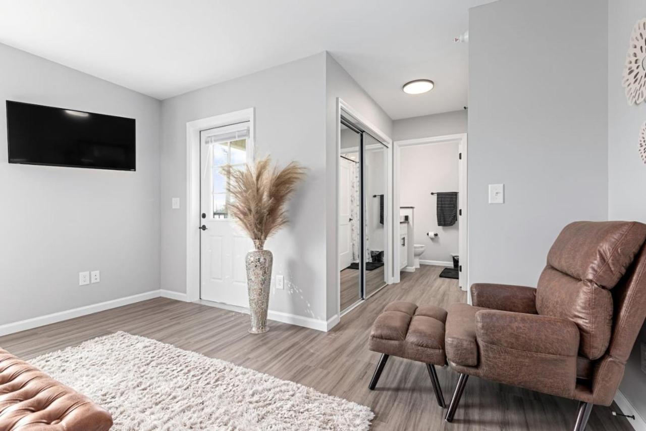 Apartment New Luxe 3br Downtown Fay Unit D